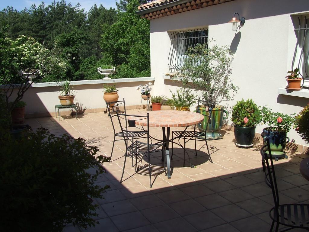 Bed and Breakfast Domaine Du Planas Ailhon Ardeche Pokój zdjęcie